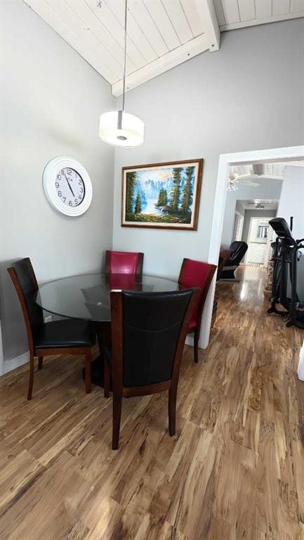 264049 Range Rd 41 Range, Cochrane, AB - Indoor Photo Showing Dining Room