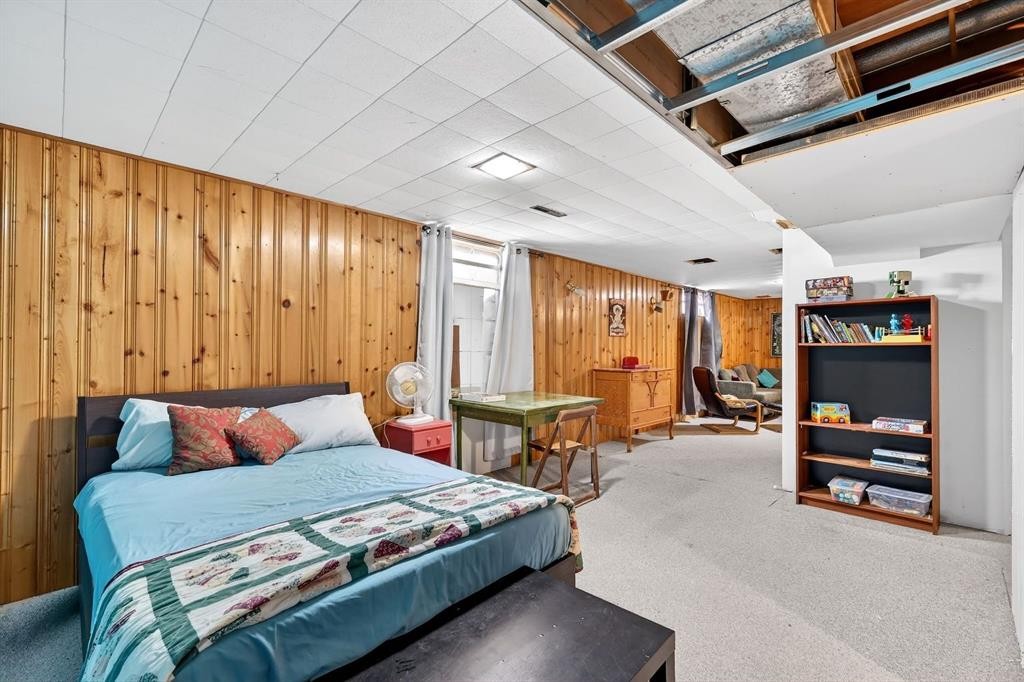 3707 Glenbrook Drive Sw, Calgary, AB - Indoor Photo Showing Other Room