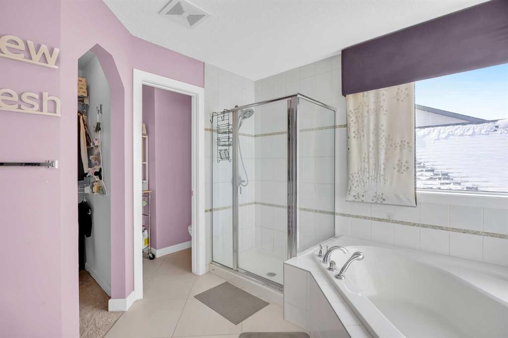 245 Skyview Ranch Way Ne, Calgary, AB - Indoor Photo Showing Bathroom