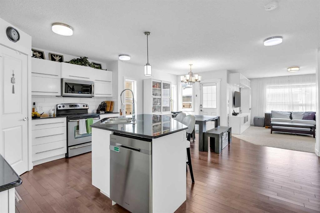 245 Skyview Ranch Way Ne, Calgary, AB - Indoor Photo Showing Kitchen With Stainless Steel Kitchen With Upgraded Kitchen