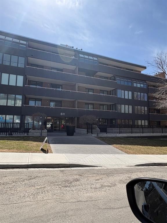 203-511 56 Avenue Sw, Calgary, AB - Outdoor