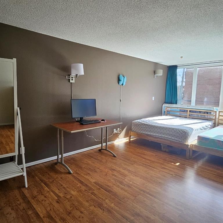 203-511 56 Avenue Sw, Calgary, AB - Indoor