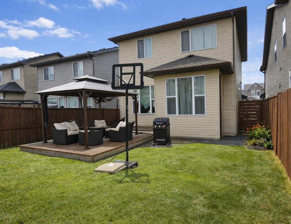 1580 New Brighton Drive Se, Calgary, AB - Outdoor With Deck Patio Veranda
