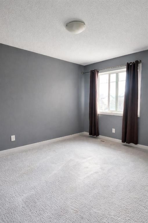 1580 New Brighton Drive Se, Calgary, AB - Indoor Photo Showing Other Room