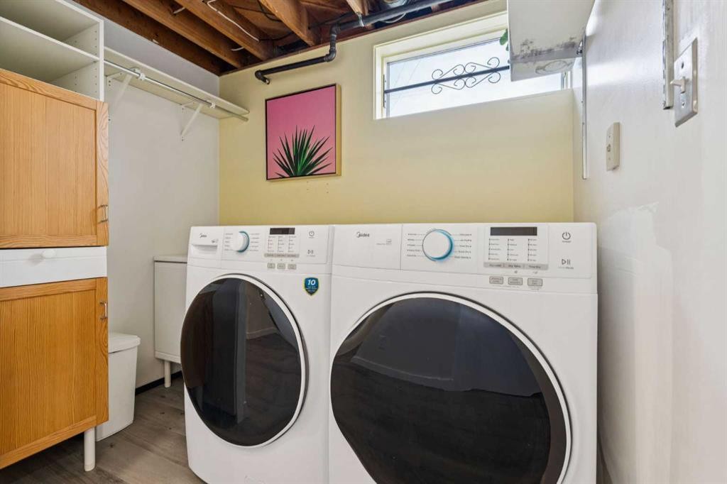 7207 Farrell Road Se, Calgary, AB - Indoor Photo Showing Laundry Room