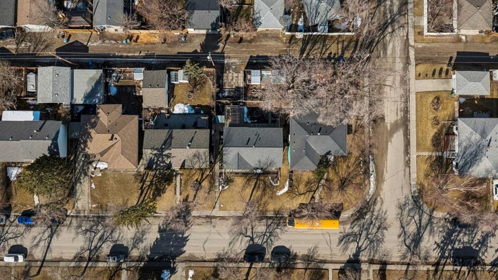 7207 Farrell Road Se, Calgary, AB - Outdoor