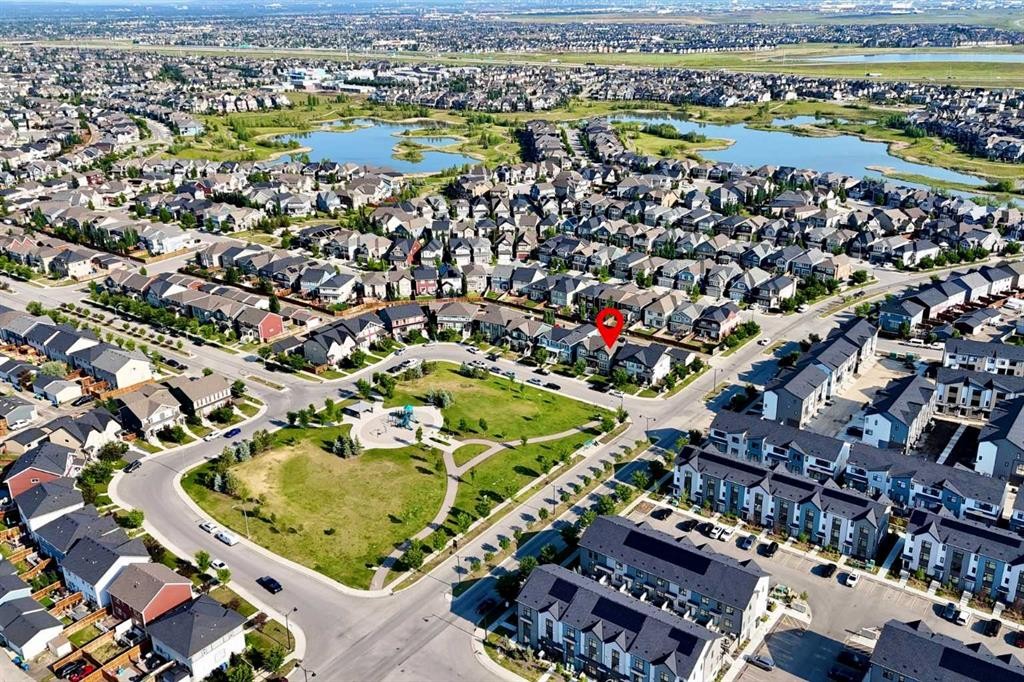 15 Masters Square Se, Calgary, AB - Outdoor With View