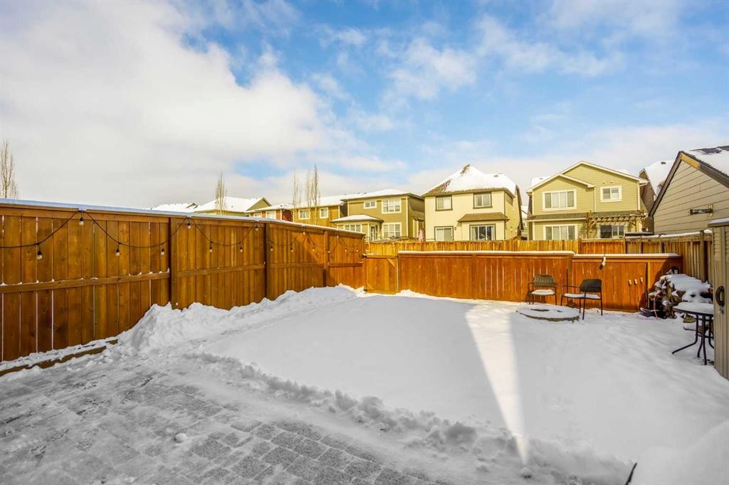 15 Masters Square Se, Calgary, AB - Outdoor