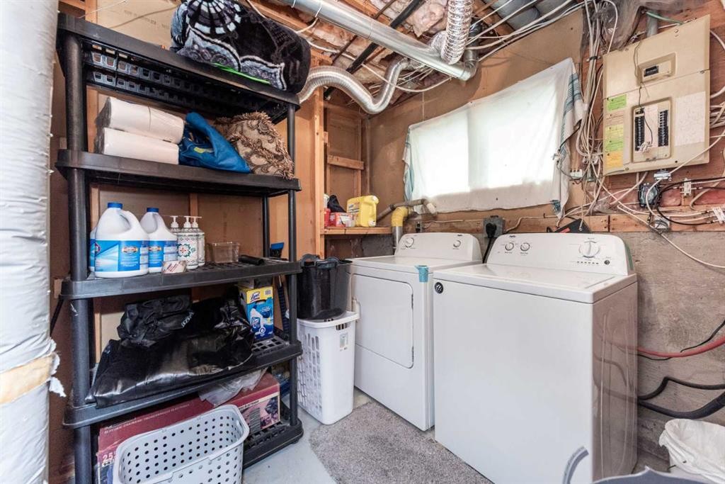 100 Whitehaven Road Ne, Calgary, AB - Indoor Photo Showing Laundry Room