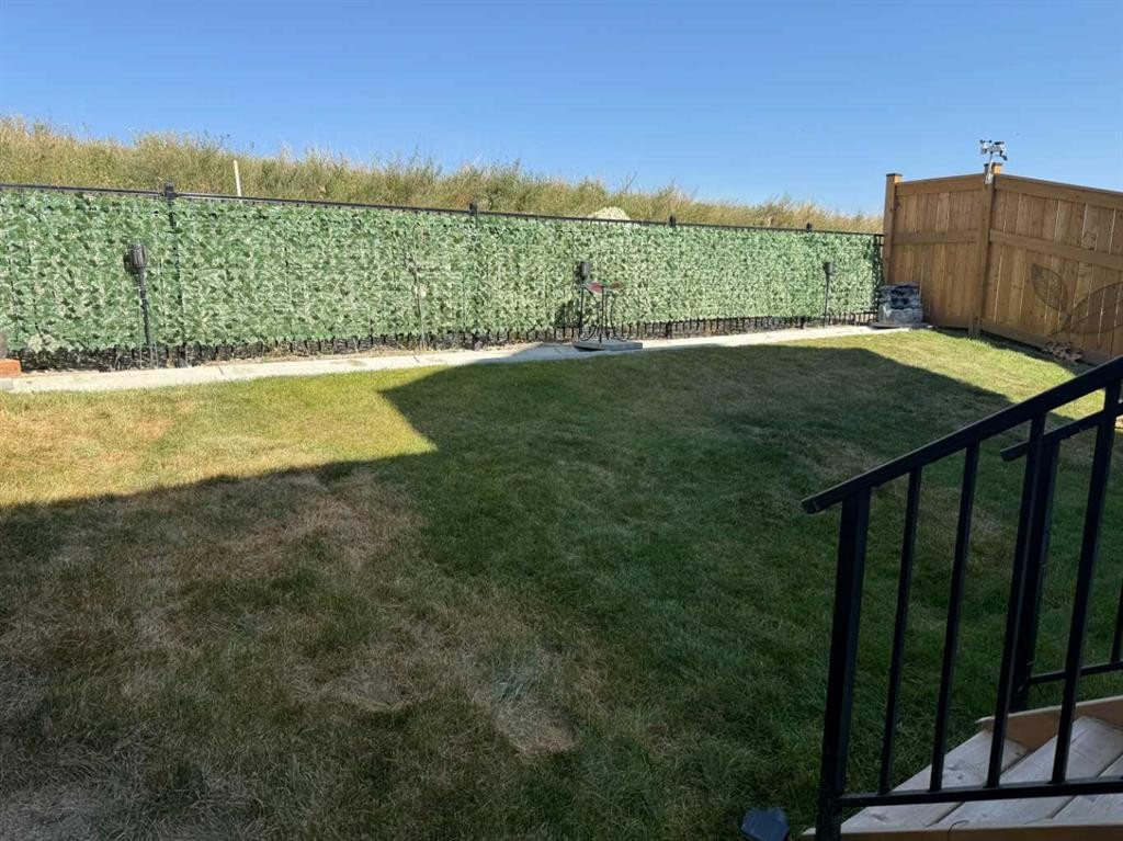 163 Sundown Crescent, Cochrane, AB - Outdoor