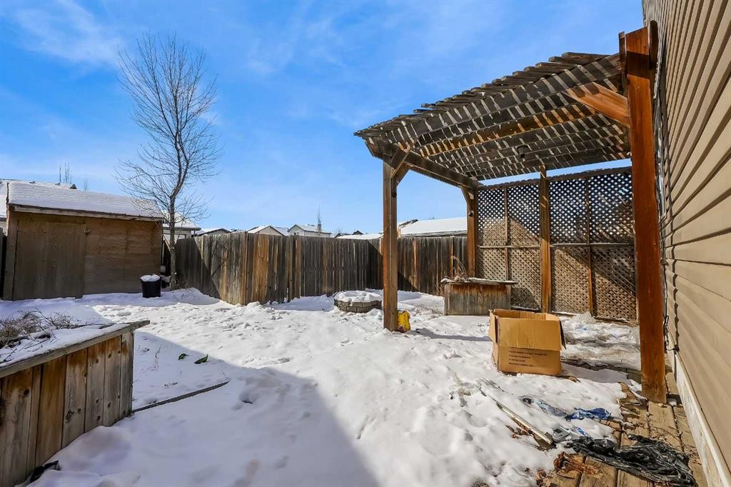 1833 New Brighton Drive Se, Calgary, AB - Outdoor
