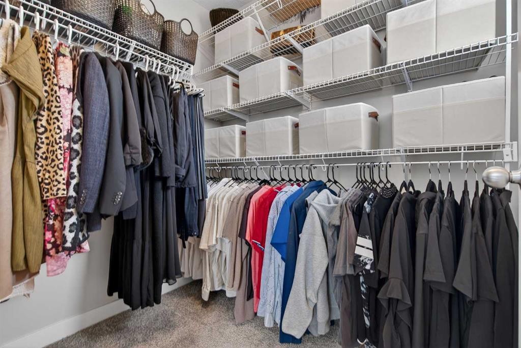 67 Wolf Willow Boulevard Se, Calgary, AB - Indoor With Storage