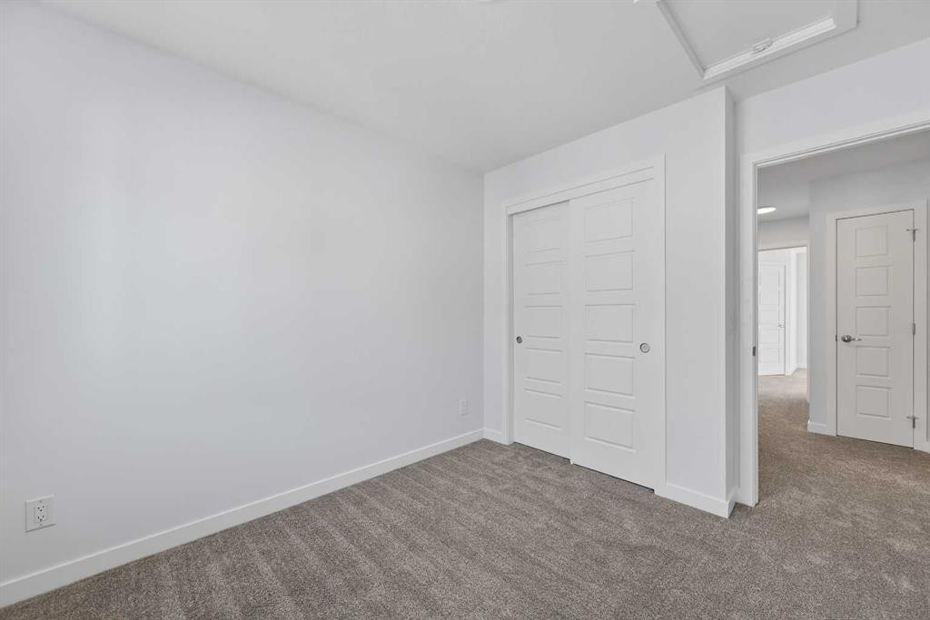 906-132 Red Embers Link Ne, Calgary, AB - Indoor Photo Showing Other Room