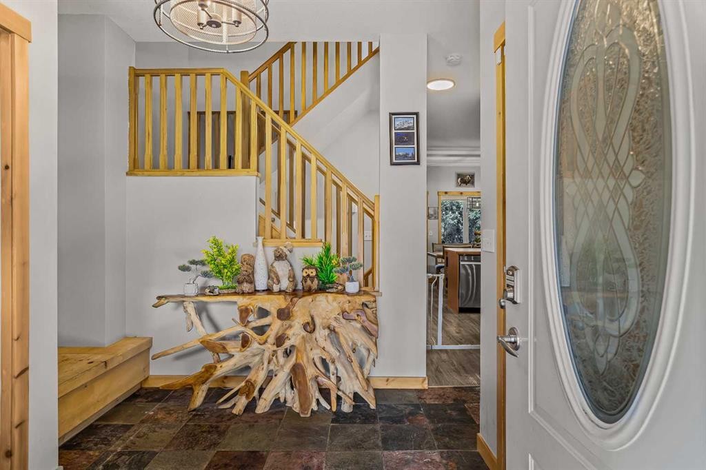 4-36 Windridge Road, Exshaw, AB - Indoor Photo Showing Other Room