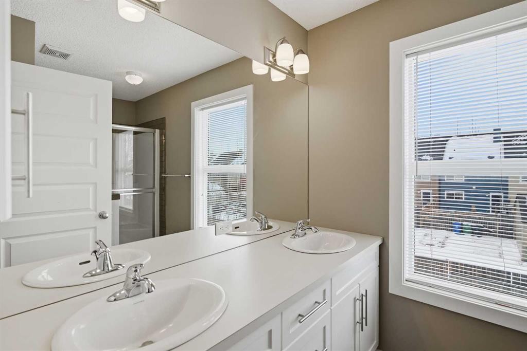 54 Legacy Close Se, Calgary, AB - Indoor Photo Showing Other Room