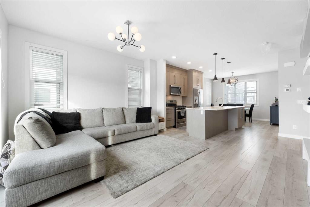 20 Cornerstone Manor Ne, Calgary, AB - Indoor Photo Showing Other Room