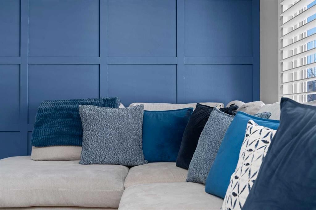 47 Eversyde Heath Sw, Calgary, AB - With Exterior