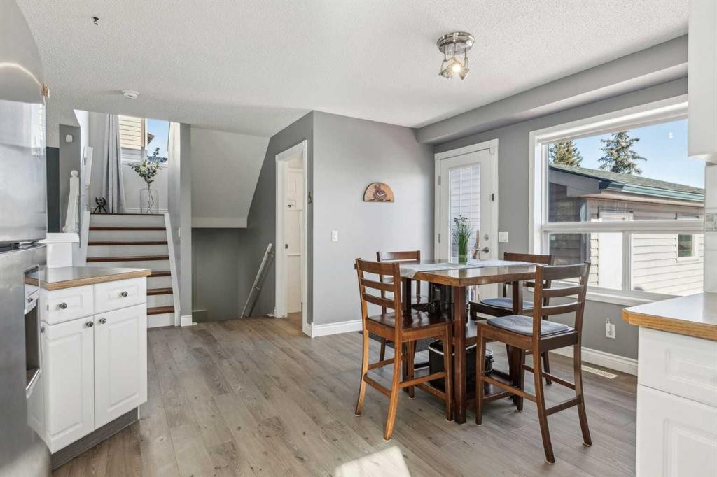 30 Martha'S Haven Manor Ne, Calgary, AB - Indoor Photo Showing Dining Room