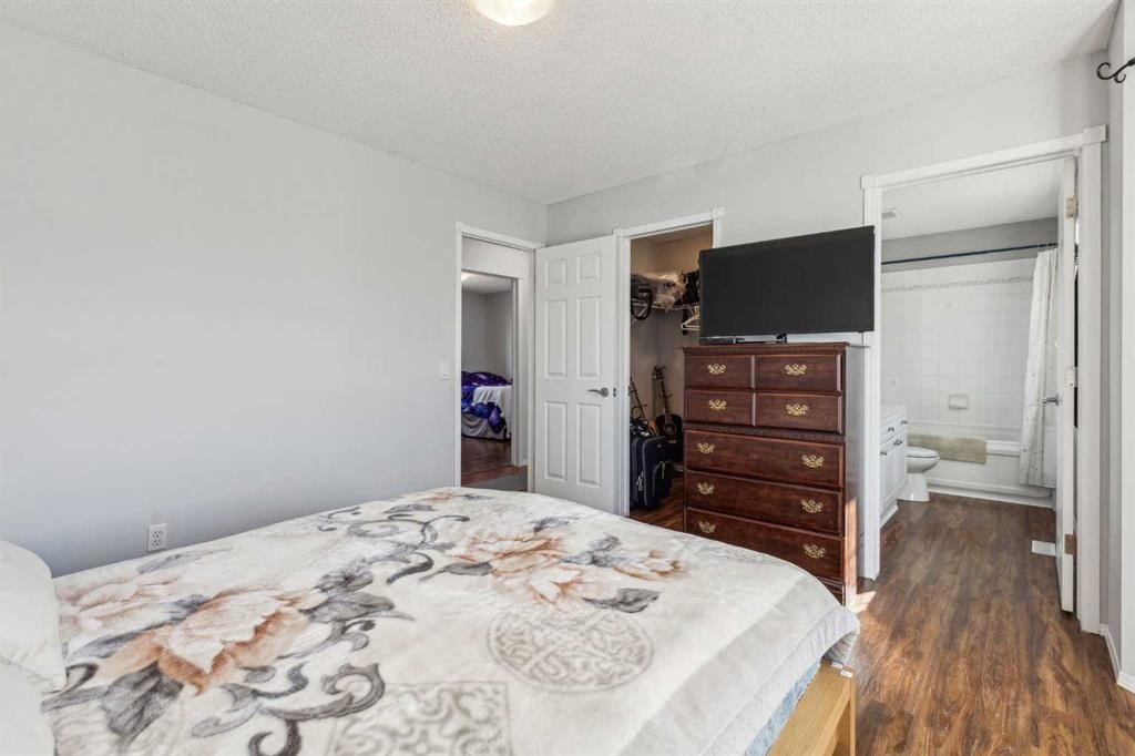 30 Martha'S Haven Manor Ne, Calgary, AB - Indoor Photo Showing Bedroom