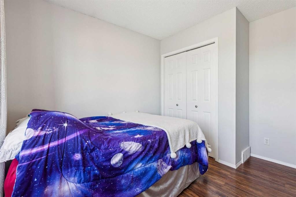 30 Martha'S Haven Manor Ne, Calgary, AB - Indoor Photo Showing Bedroom