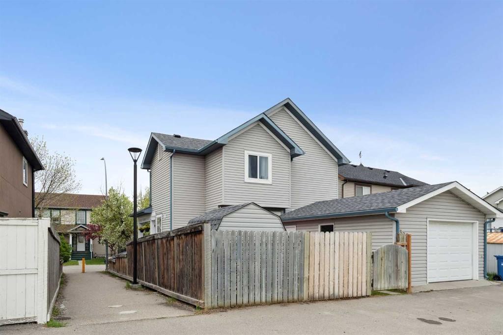 30 Martha'S Haven Manor Ne, Calgary, AB - Outdoor With Exterior