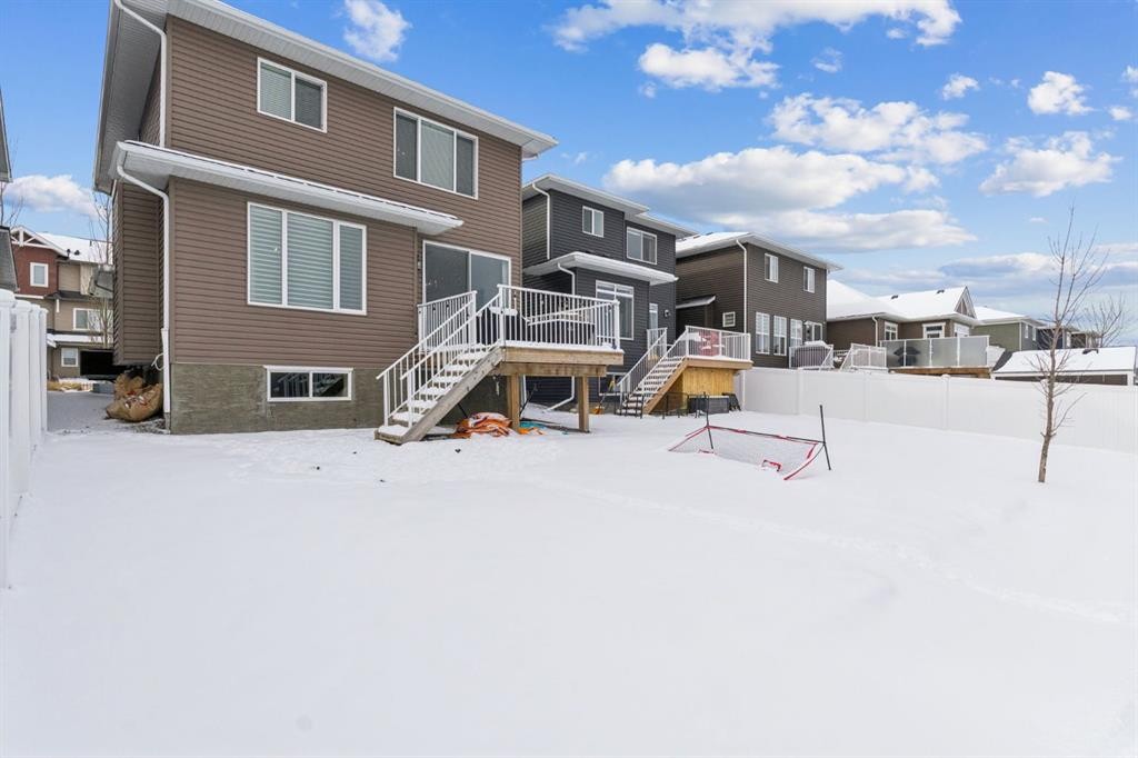 415 Rivercrest Boulevard, Cochrane, AB - Outdoor
