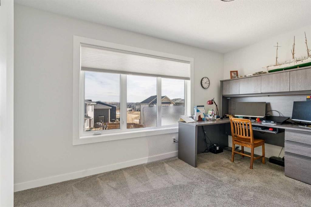 24 Willow Park Point, Cochrane, AB - Indoor Photo Showing Office