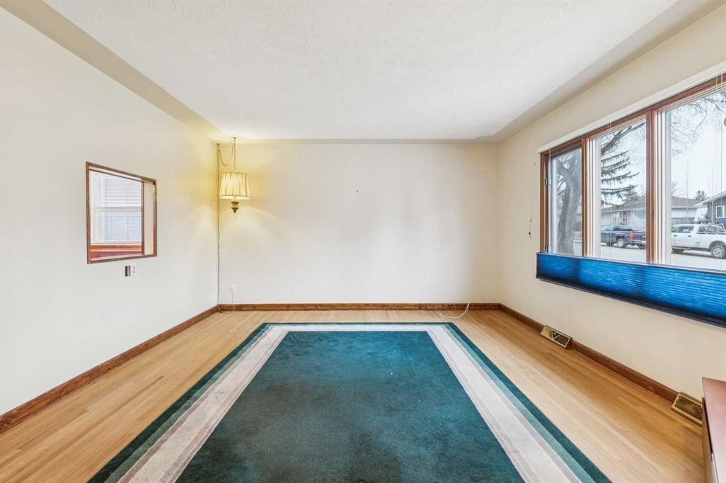 44 Fairview Crescent Se, Calgary, AB - Indoor Photo Showing Other Room With In Ground Pool