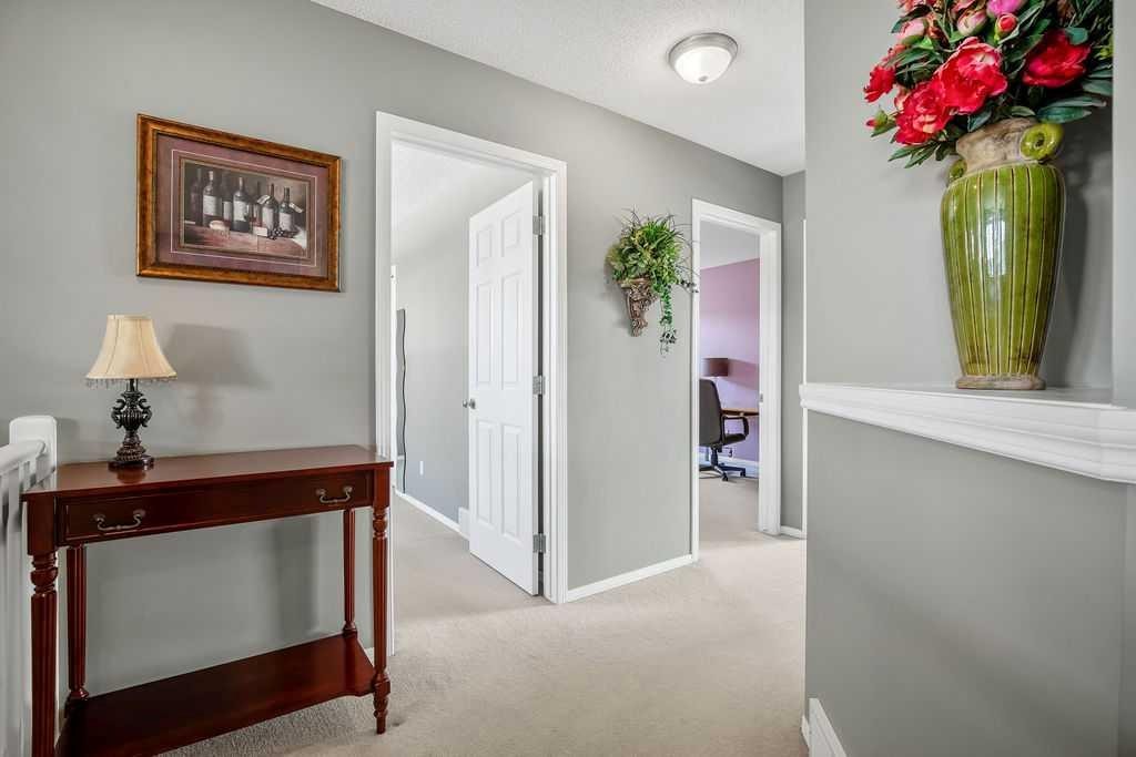 86 Evergreen Common Sw, Calgary, AB - Indoor Photo Showing Other Room