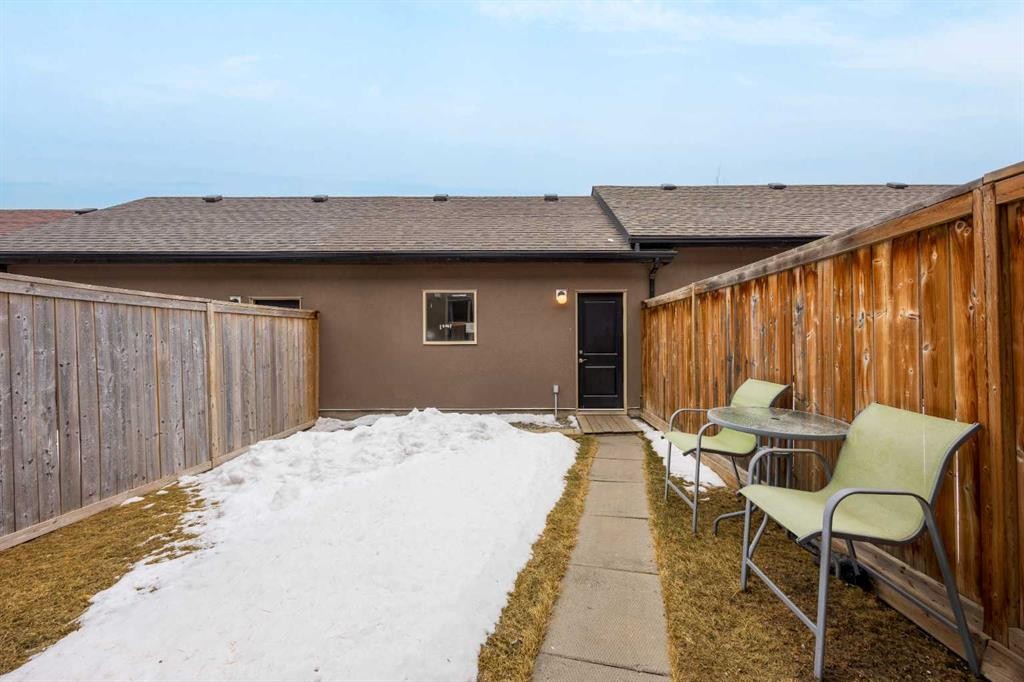 37 Sage Meadows Terrace Nw, Calgary, AB - Outdoor With Exterior