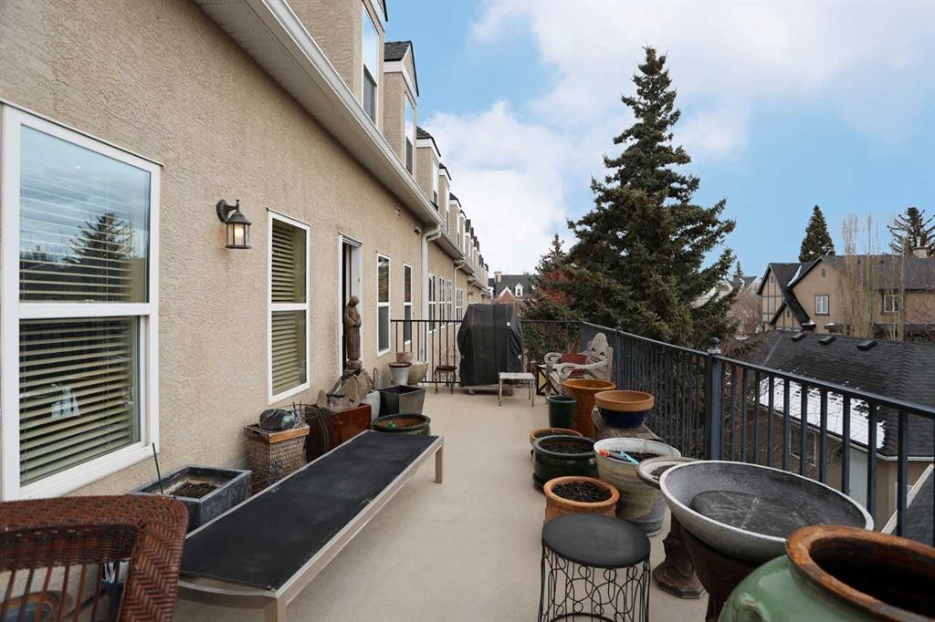 300 Garrison Square Sw, Calgary, AB - Outdoor With Exterior
