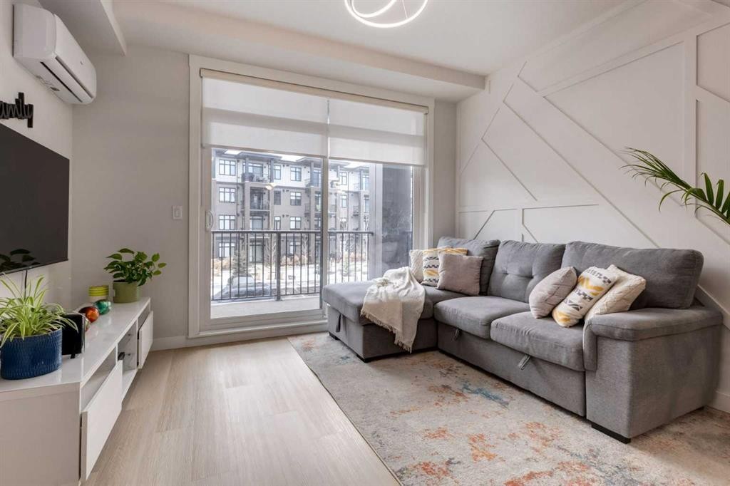 3205-200 Seton Circle Se, Calgary, AB - Indoor Photo Showing Other Room