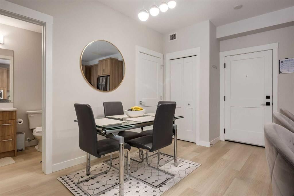 3205-200 Seton Circle Se, Calgary, AB - Indoor Photo Showing Dining Room