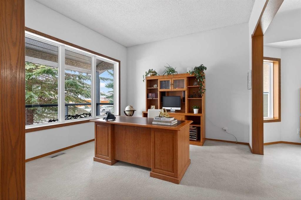 677 Hawkwood Boulevard Nw, Calgary, AB - Indoor Photo Showing Office