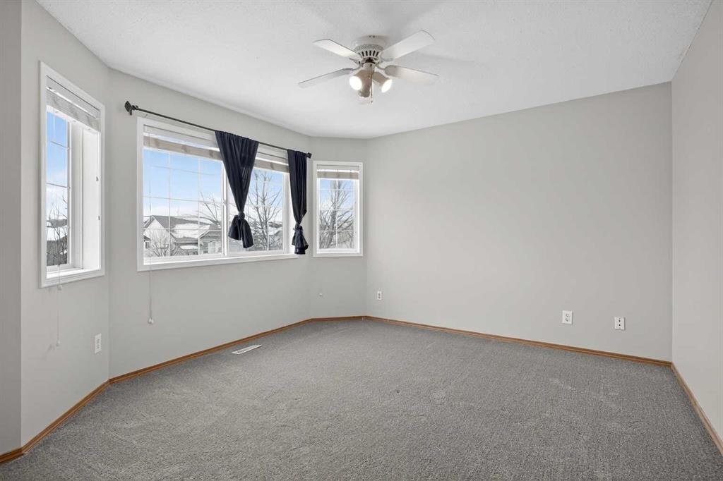 317 Martindale Drive Ne, Calgary, AB - Indoor Photo Showing Other Room