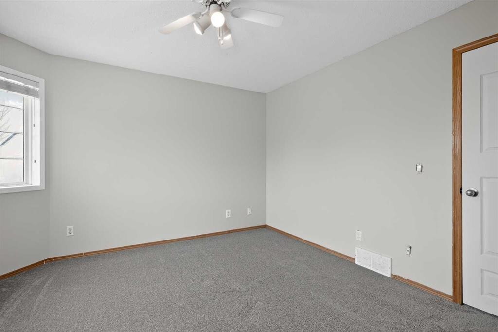317 Martindale Drive Ne, Calgary, AB - Indoor Photo Showing Other Room