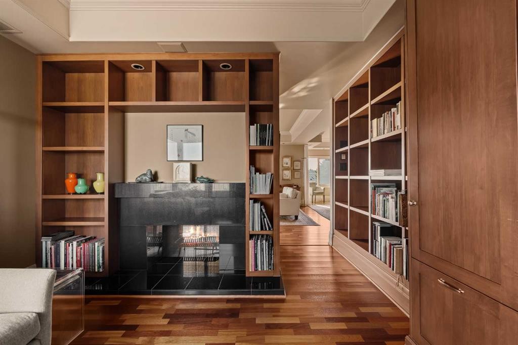 3S-222 Eagle Ridge Drive Sw, Calgary, AB - Indoor