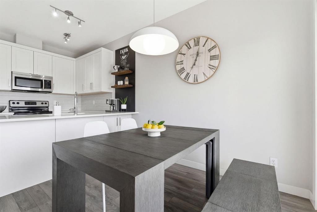 1208 Jumping Pound Common, Cochrane, AB - Indoor