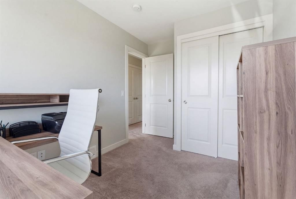 1208 Jumping Pound Common, Cochrane, AB - Indoor