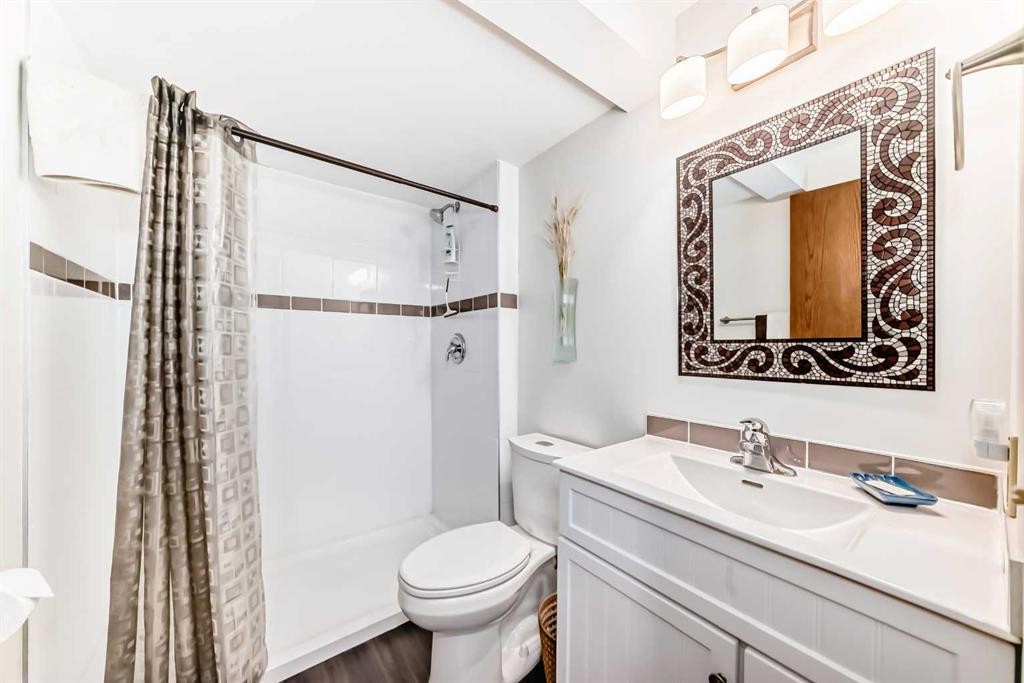 204 Edcath Place Nw, Calgary, AB - Indoor Photo Showing Bathroom