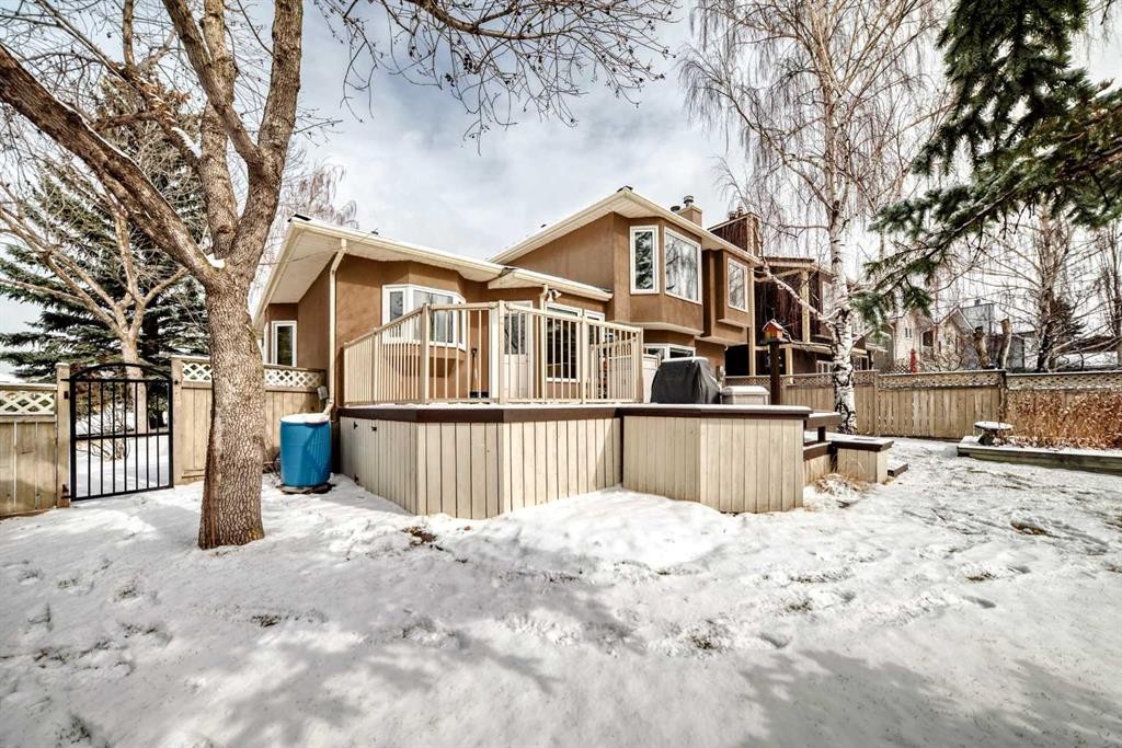 204 Edcath Place Nw, Calgary, AB - Outdoor