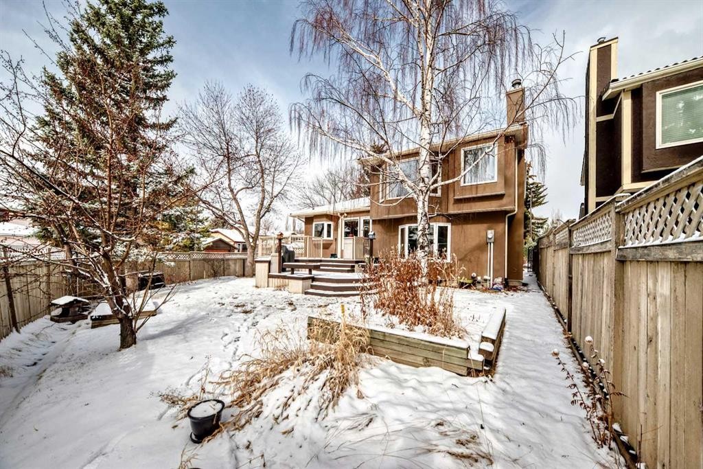 204 Edcath Place Nw, Calgary, AB - Outdoor