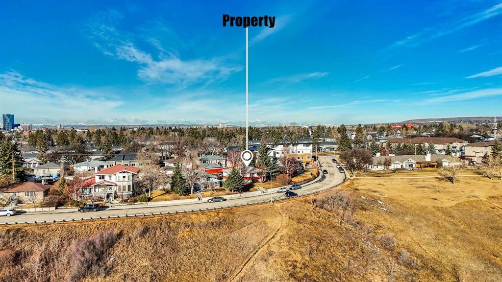 931 Robert Road Ne, Calgary, AB - Outdoor With View