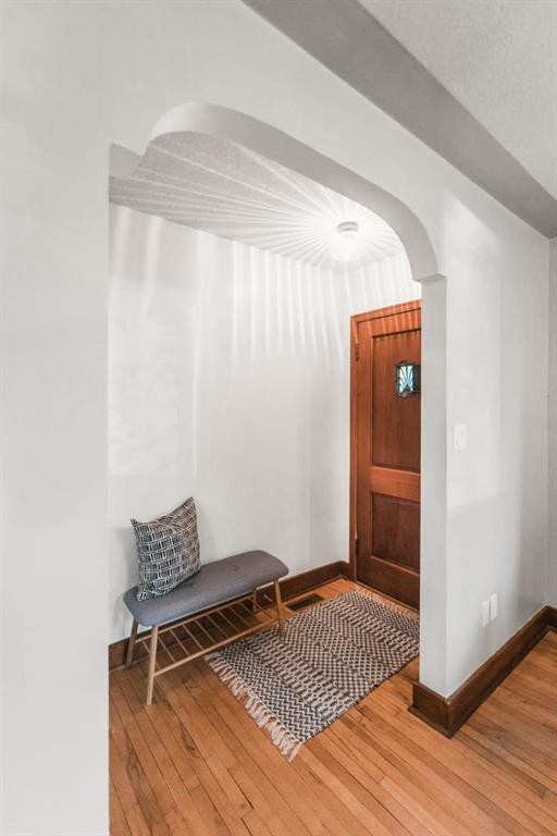 232 21 Avenue Ne, Calgary, AB - Indoor Photo Showing Other Room