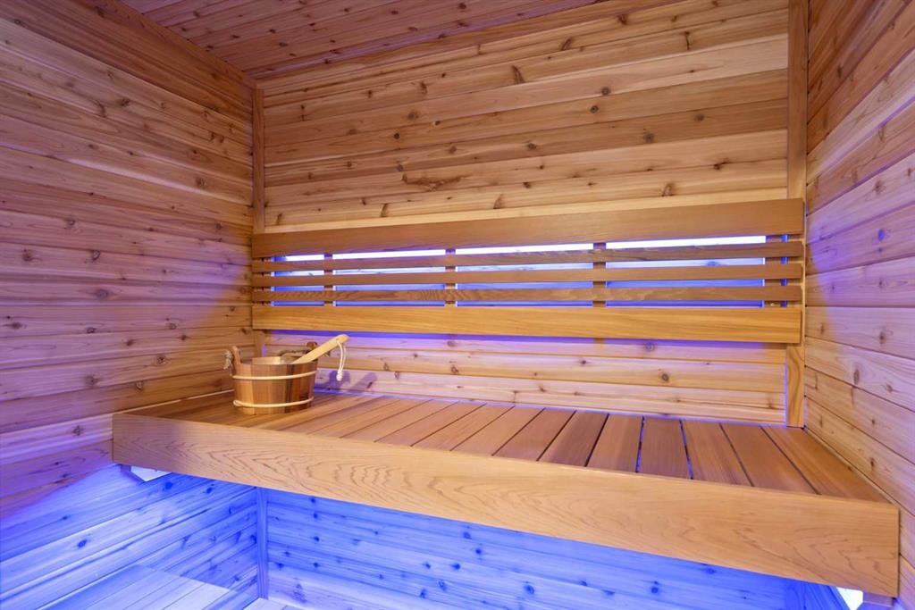 36 Cranbrook Cape Se, Calgary, AB - Indoor