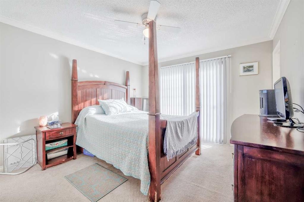 232 Templeside Circle Ne, Calgary, AB - Indoor Photo Showing Bedroom
