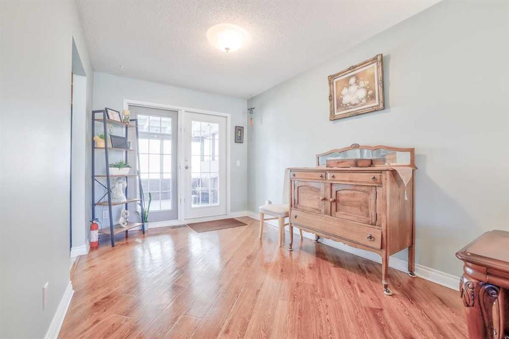 232 Templeside Circle Ne, Calgary, AB - Indoor Photo Showing Other Room