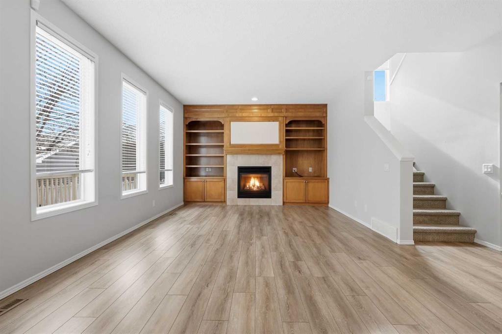 15172 Prestwick Boulevard Se, Calgary, AB - Indoor Photo Showing Living Room With Fireplace