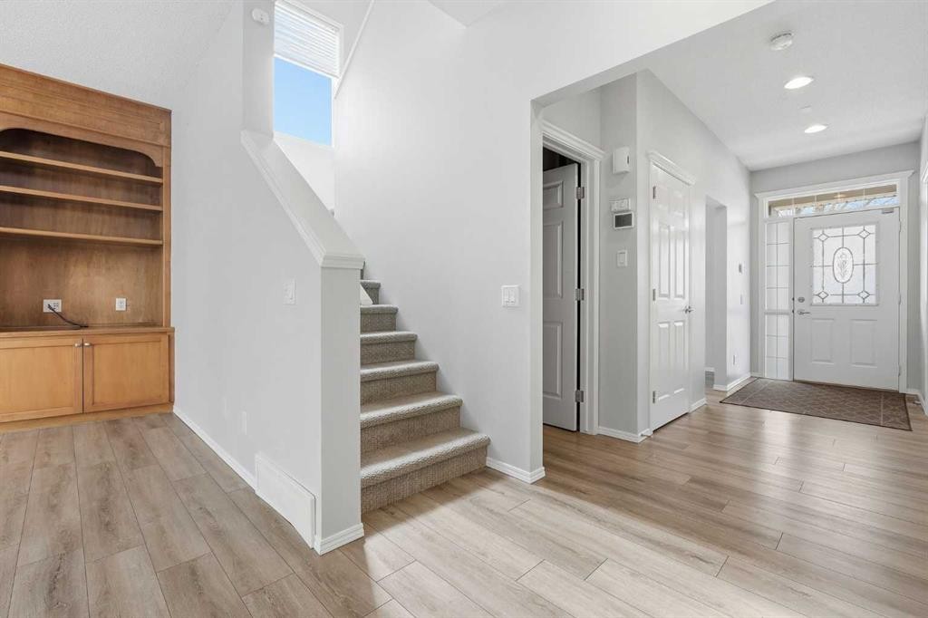 15172 Prestwick Boulevard Se, Calgary, AB - Indoor Photo Showing Other Room