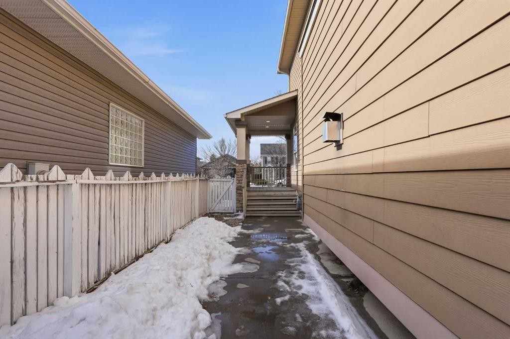 15172 Prestwick Boulevard Se, Calgary, AB - Outdoor